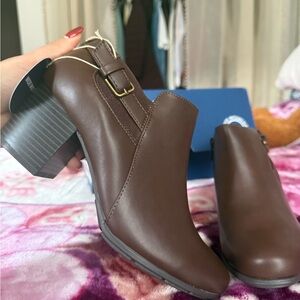 Elegant Brown Ankle Boots